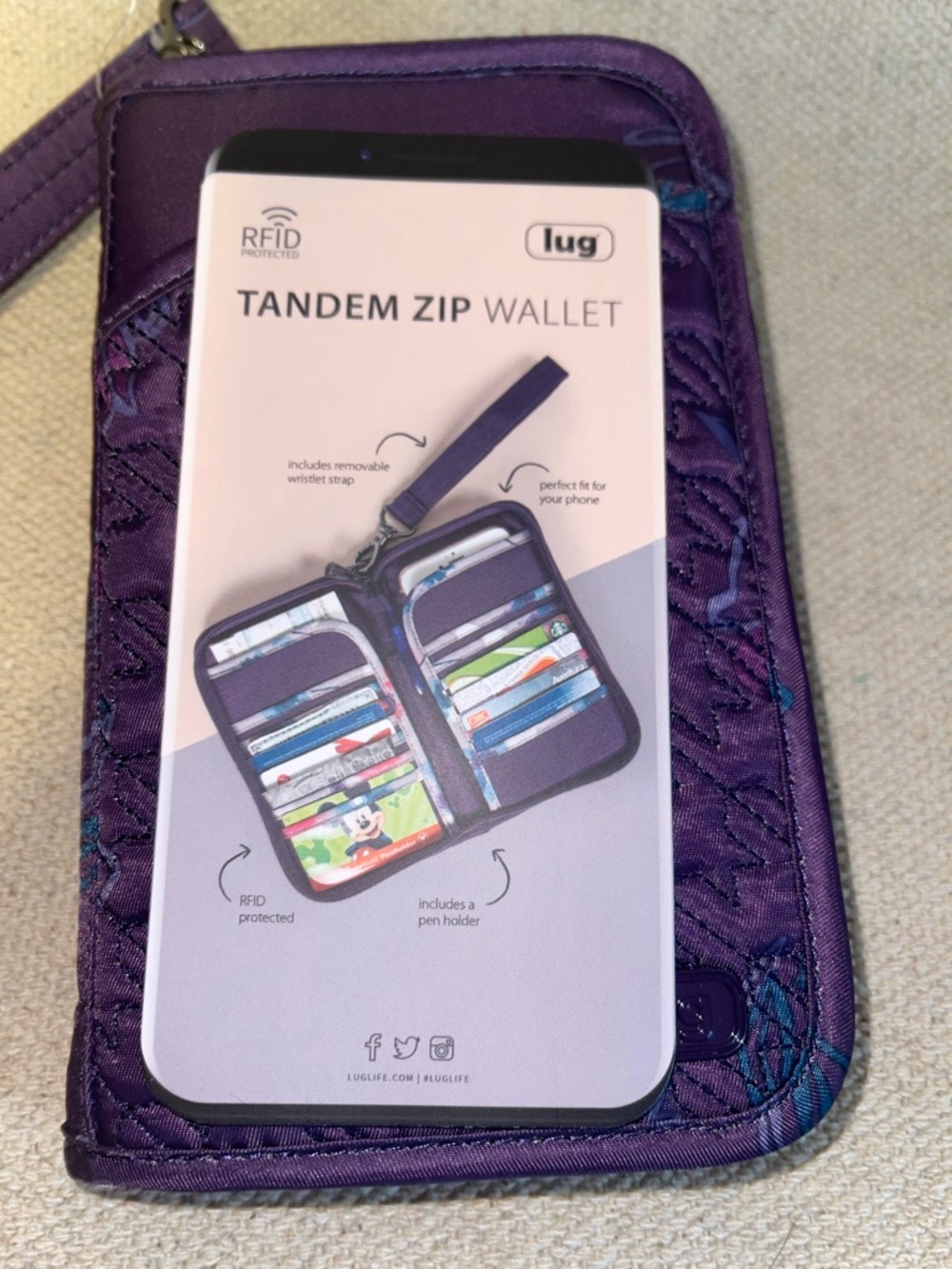 Lug Tandem SE Zip Wallet in Floret Purple - New - Picture 4 of 5